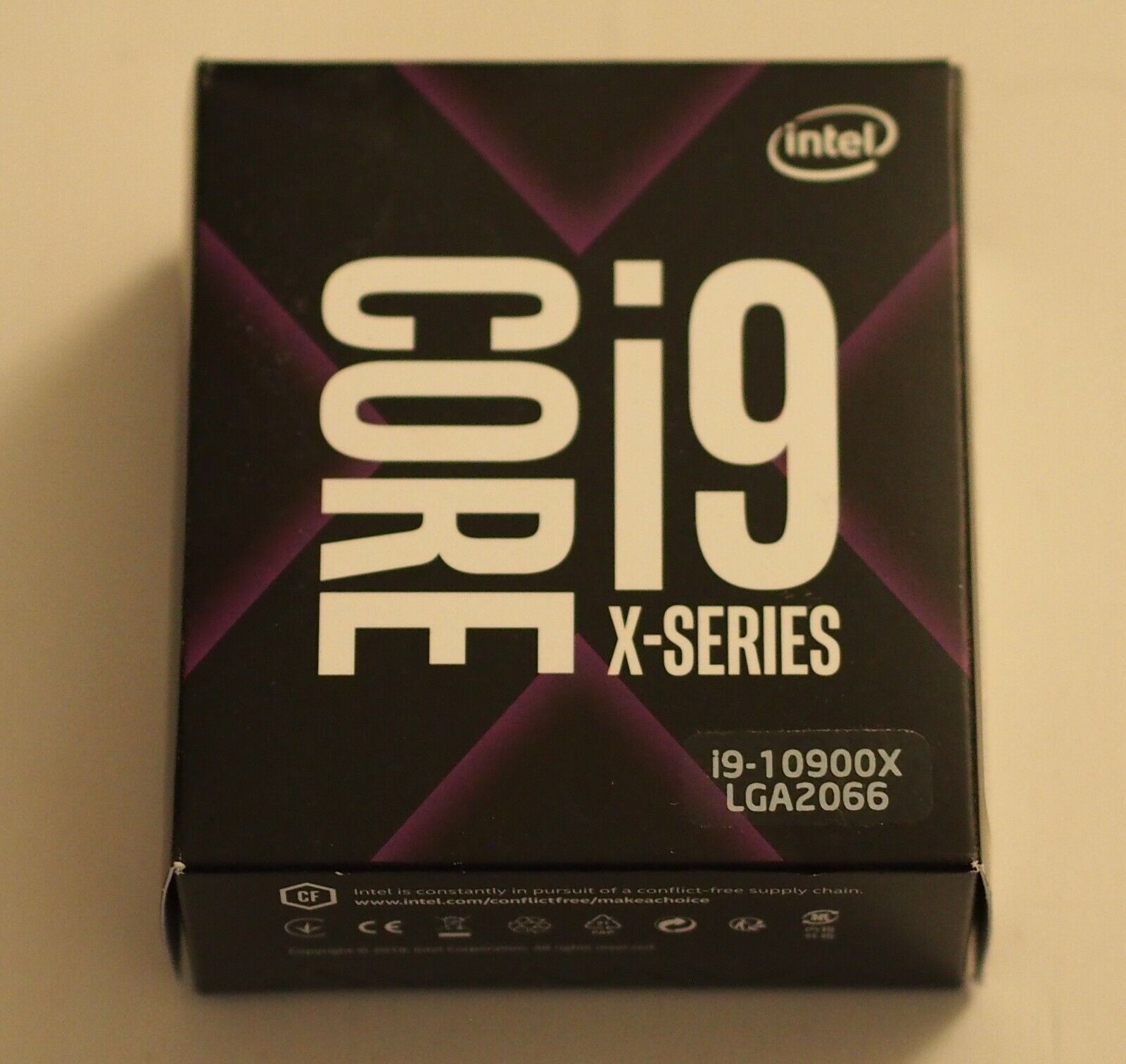 Intel Core i9-10900X X-Series Processor, 3.7 GHz, 10-Core