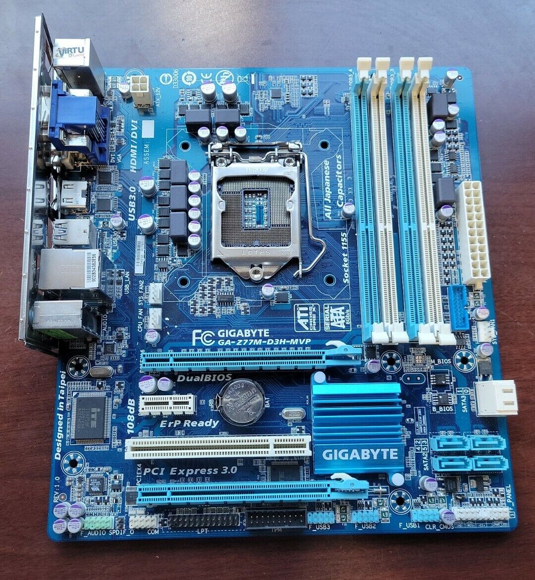 Gigabyte GA-Z77M-D3H-MVP Motherboard with I/O Shield FOR PARTS/REPAIR 