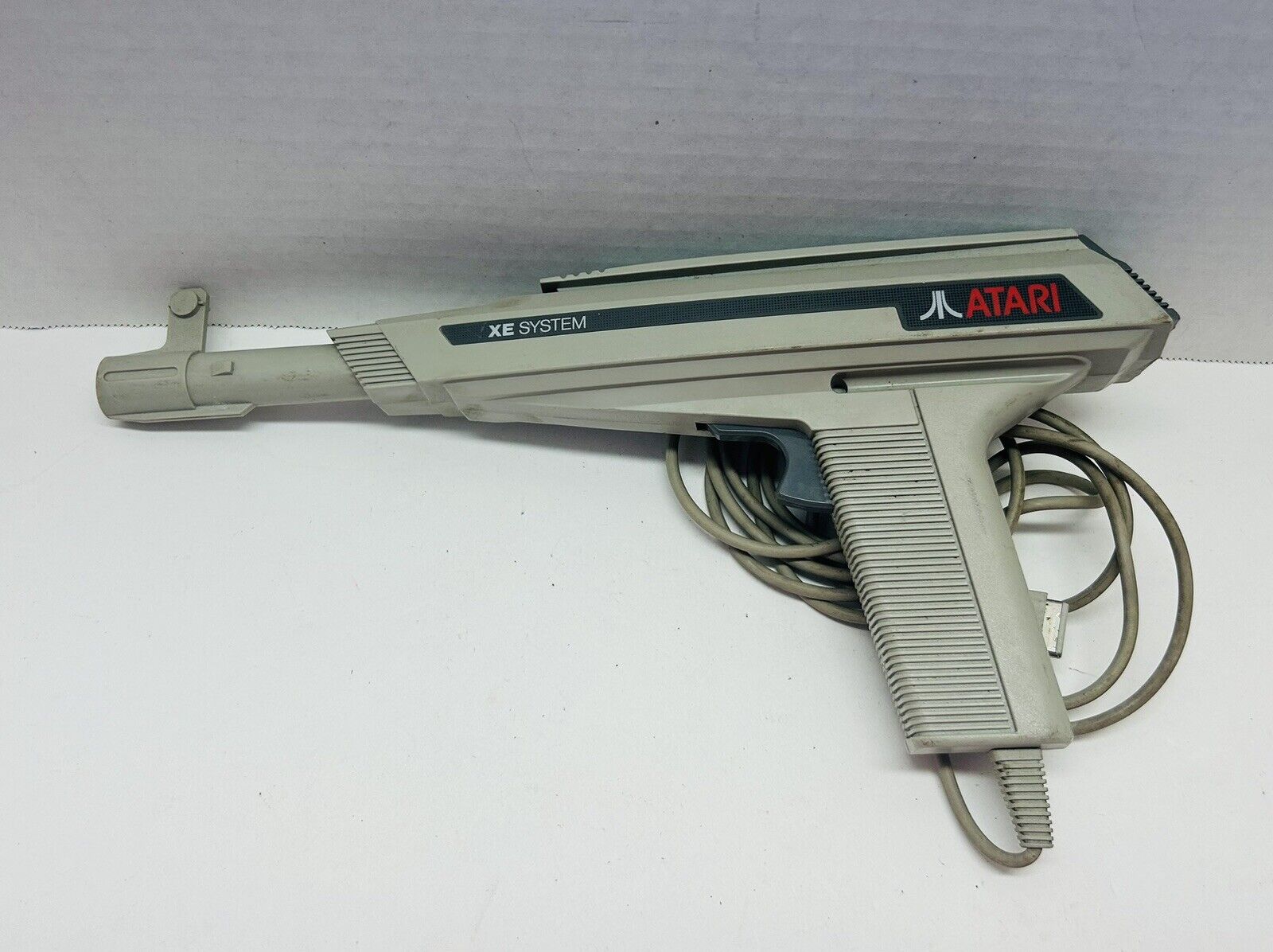 Vintage Atari XE System Light Gun Controller