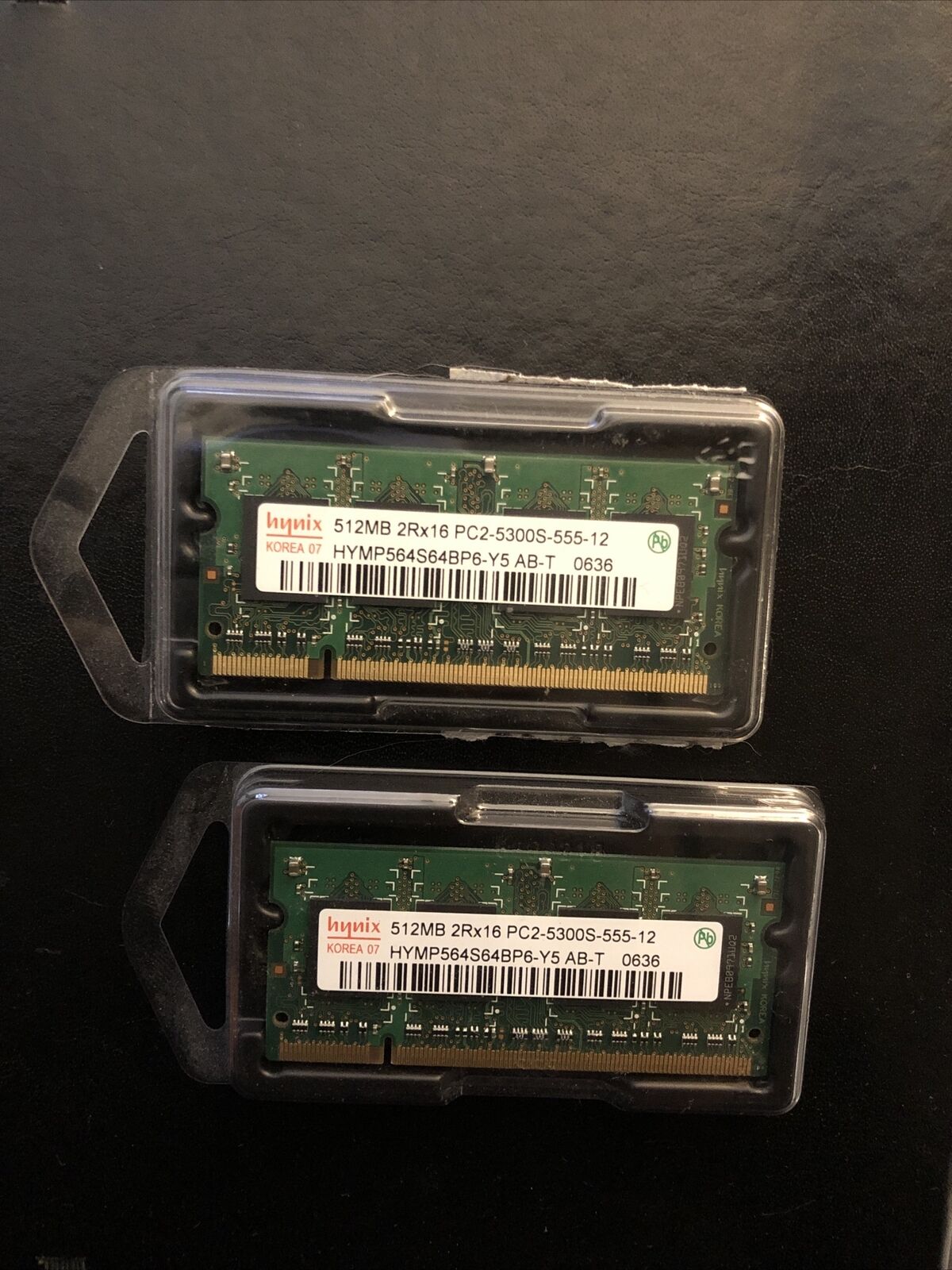 Hynix 512 MB SO-DIMM DDR2 SDRAM Memory (HYMP564S64BP6Y5)