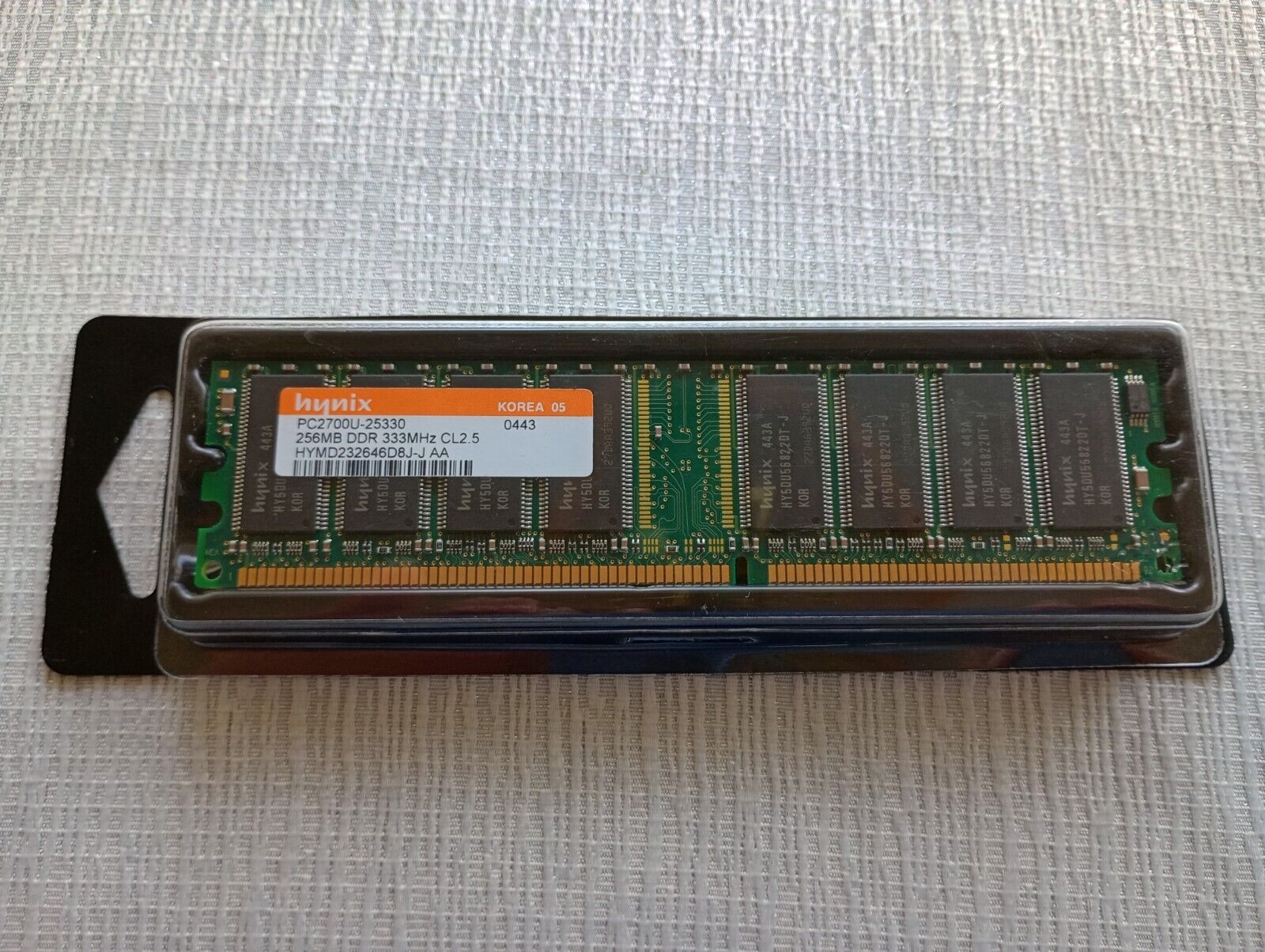 Hynix 256 MB DDR2 DDR2 Memory (PC2700U-25330)