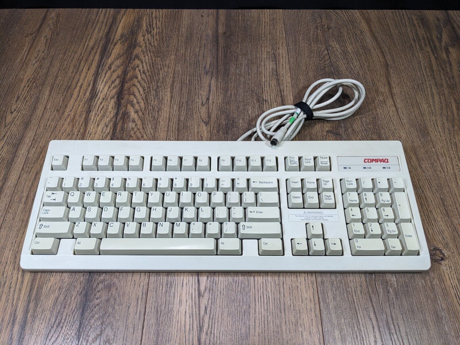 Vintage ~ Compaq RT101 PS/2 Wired Desktop Computer Keyboard ~ Unit 120375-001 B
