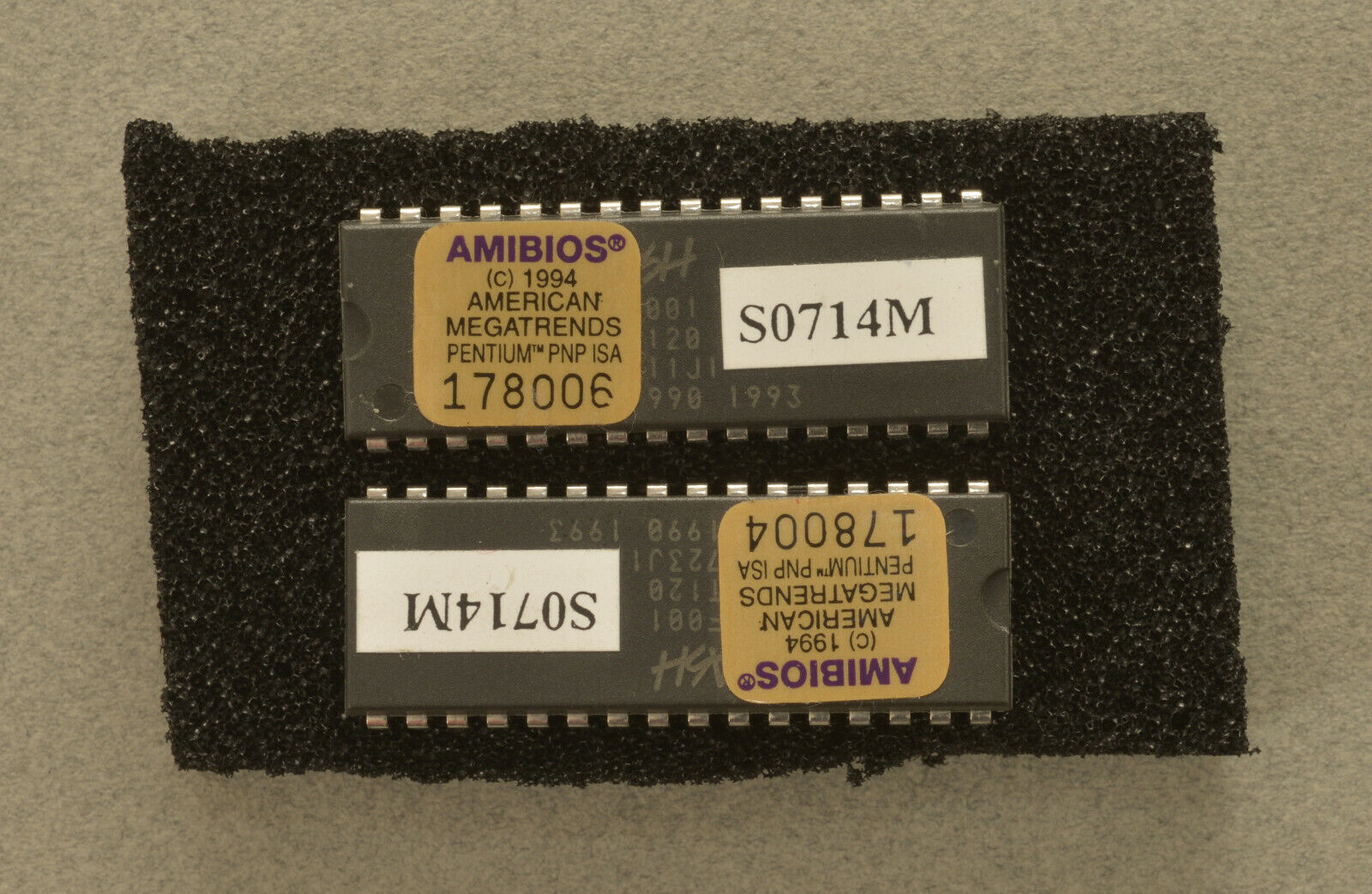 Amibios American International Pentium PNP ISA Chip 178006 - 2 chips