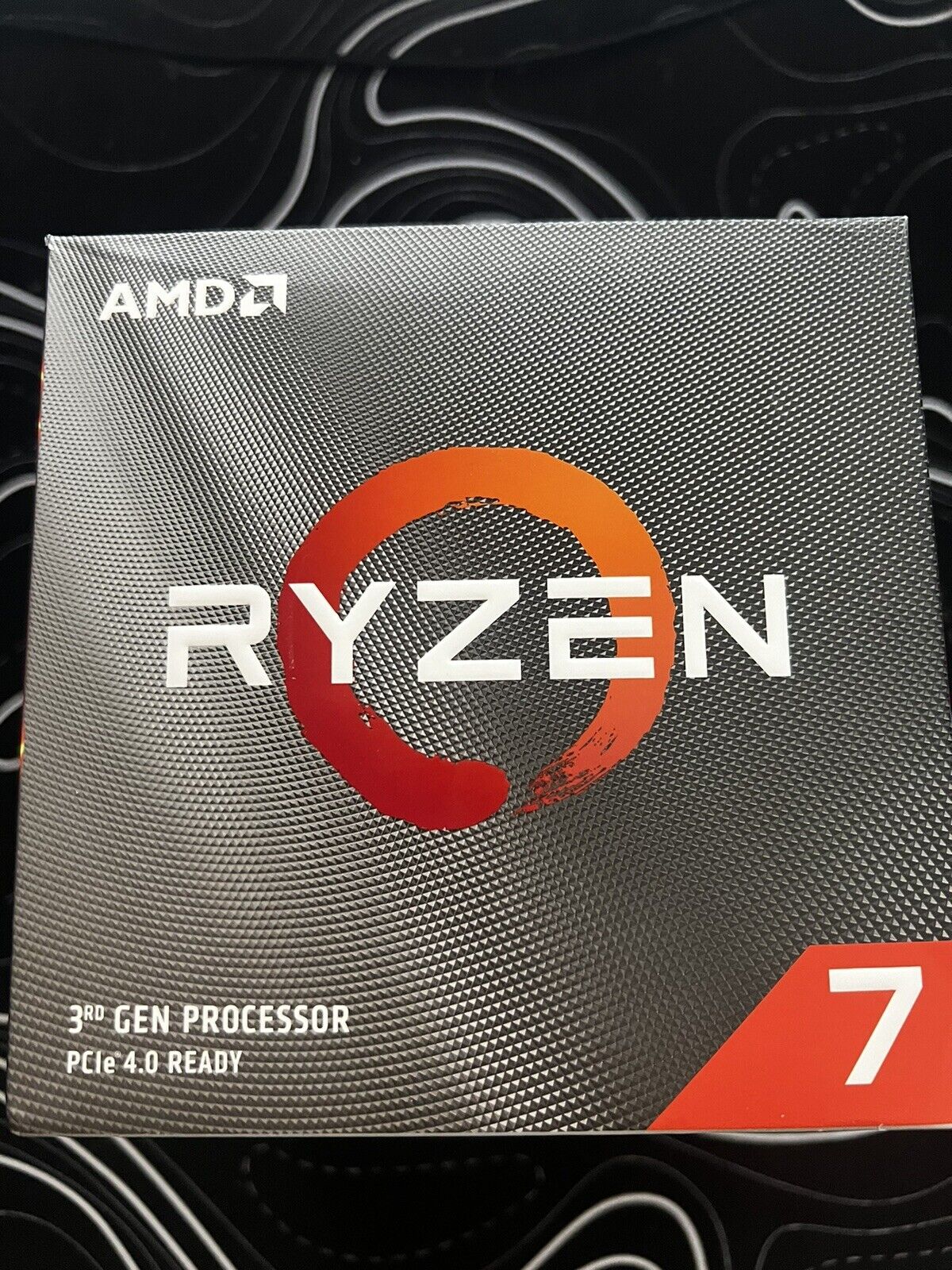 AMD Ryzen 7 3700X (3.6GHz, 8 Cores, Socket AM4)  with cooler USED