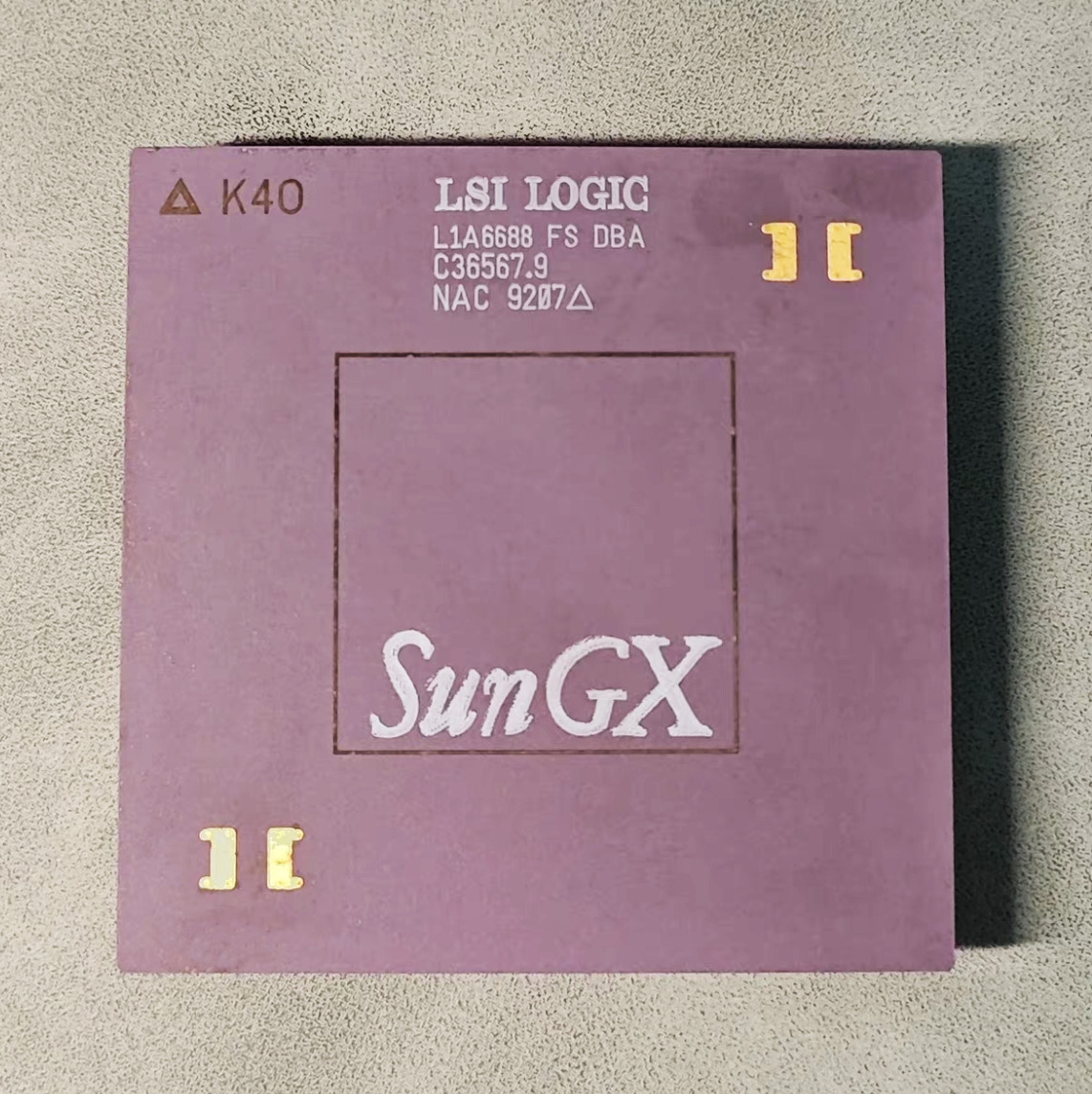 Sun GX ceramic old CPU chip, gold face, good pinout, high commemorative value.