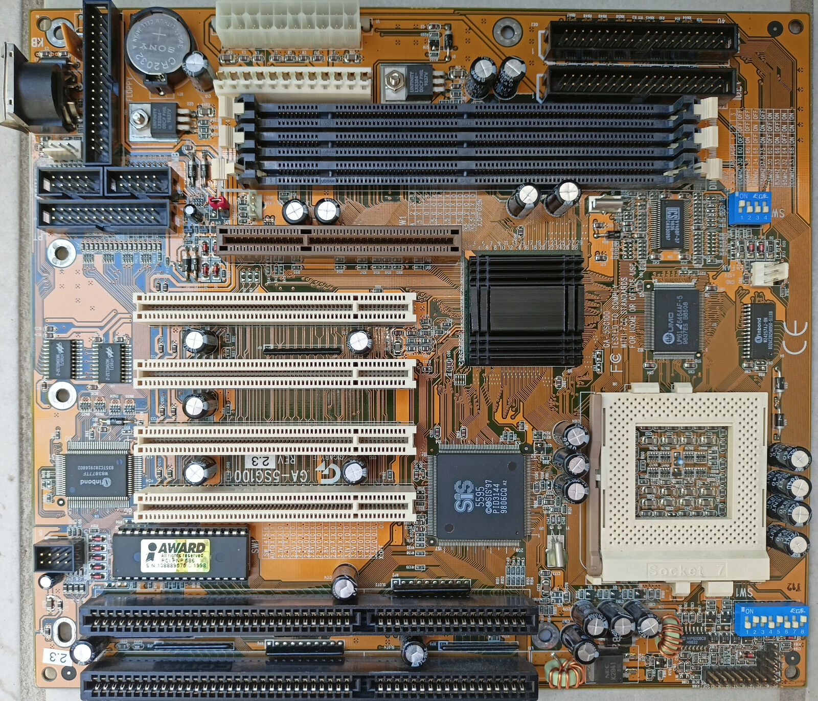 MOTHERBOARD Socket 7 Gigabyte GA-5SG100, AT, 2X ISA,4X PCI , 1X AGP