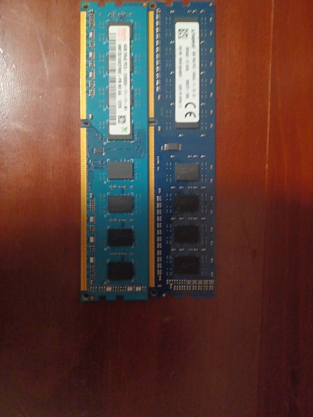 Lot Of 2 4gb DDR3 PC3 12800U Mixed Ram