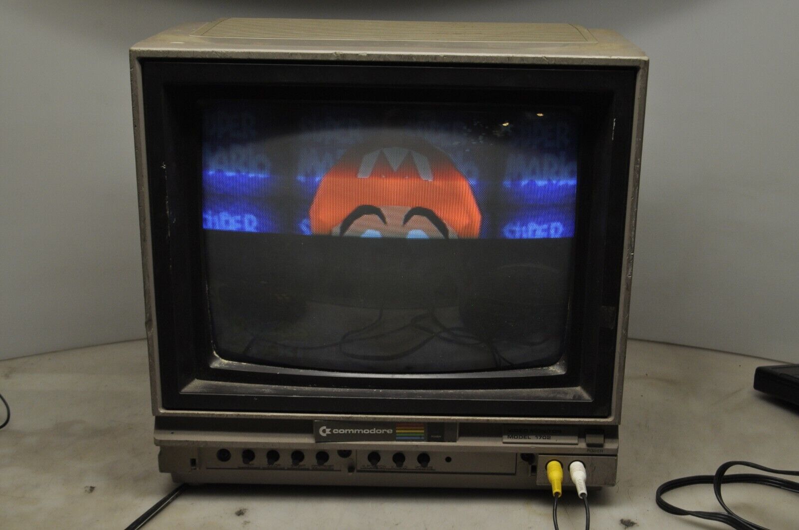 Vintage Commodore 64 Monitor Model 1702