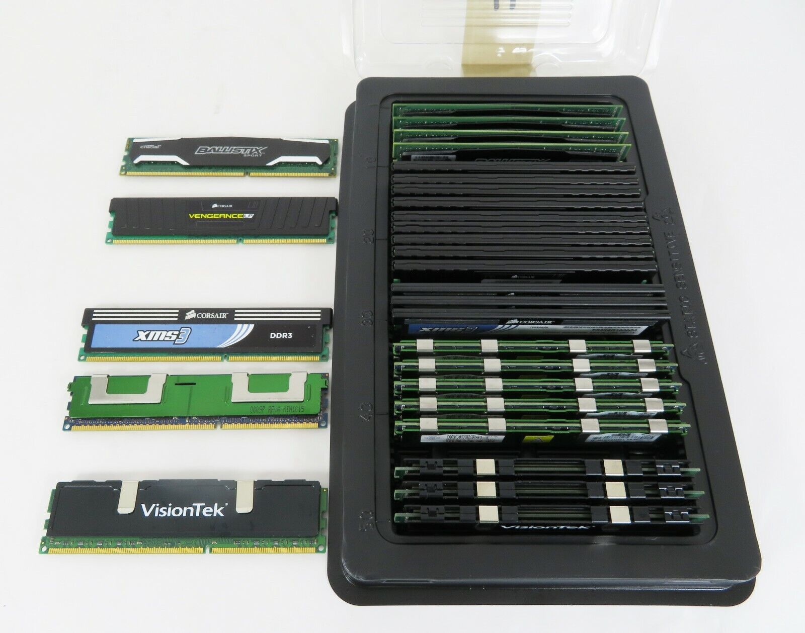 Lot of 29 -- ASSORTED DDR3 PC RAM - Please READ