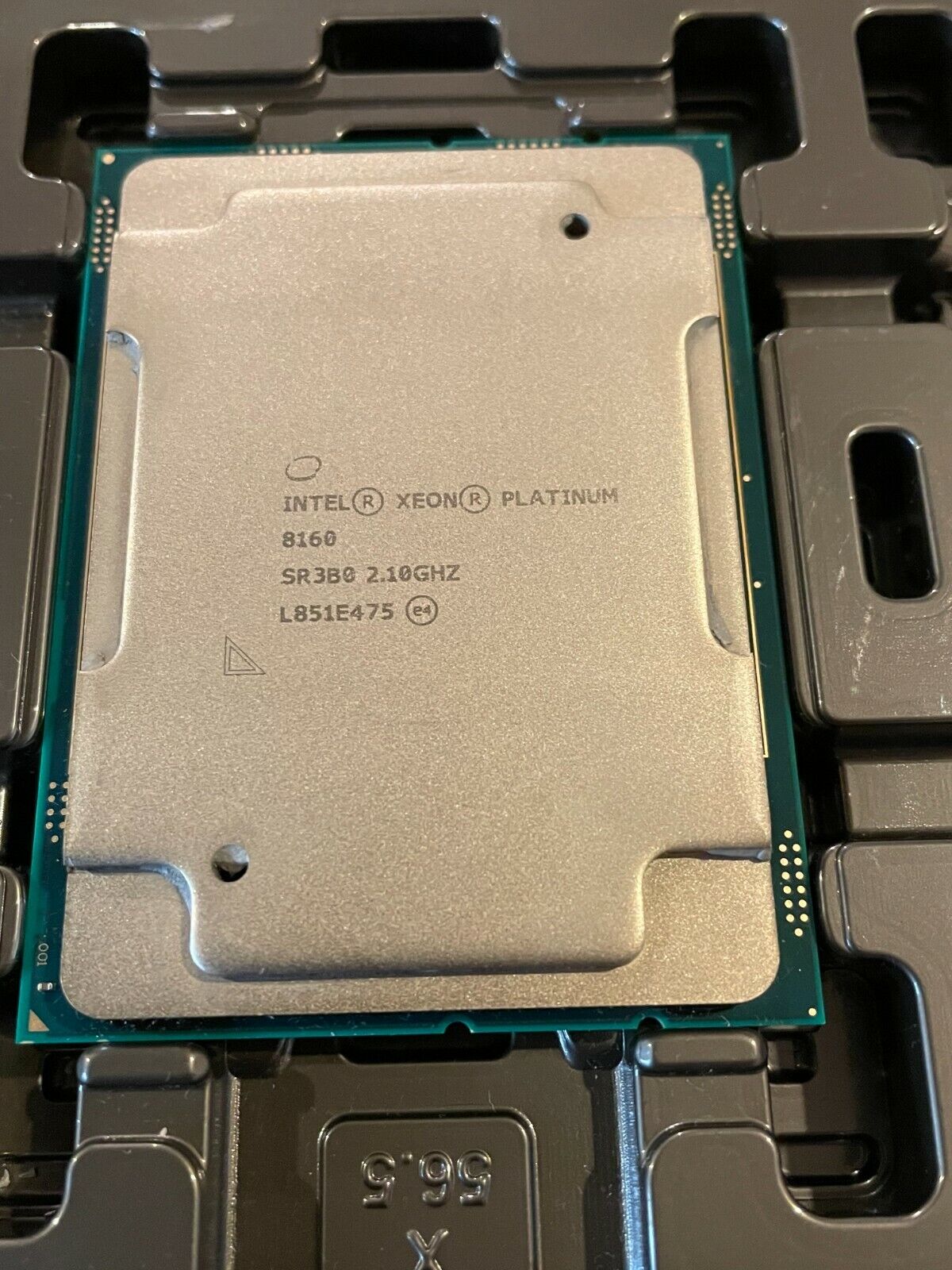 Intel Xeon Platinum SR3B0 8160 CPU 2.10 Ghz 24 Core 33MB Processor  Socket 3647