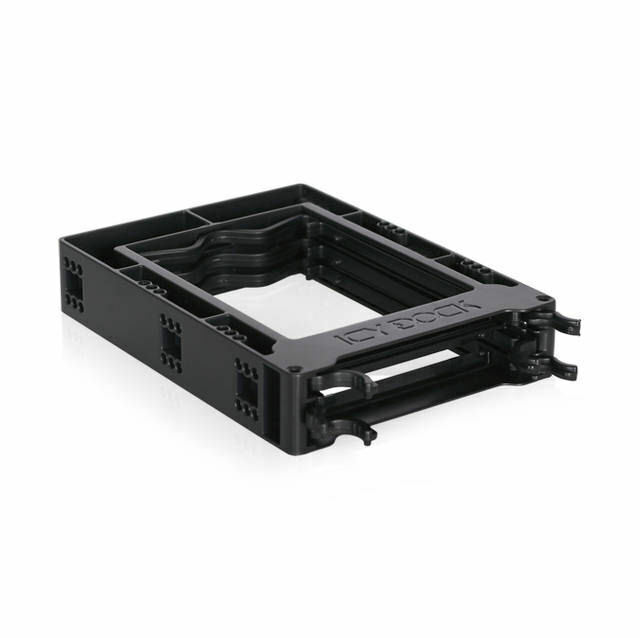 Icy Dock EZ-FIT Trio Triple 2.5inch SSD/HDD to 3.5inch Bay Mounting Kit, MB610SP