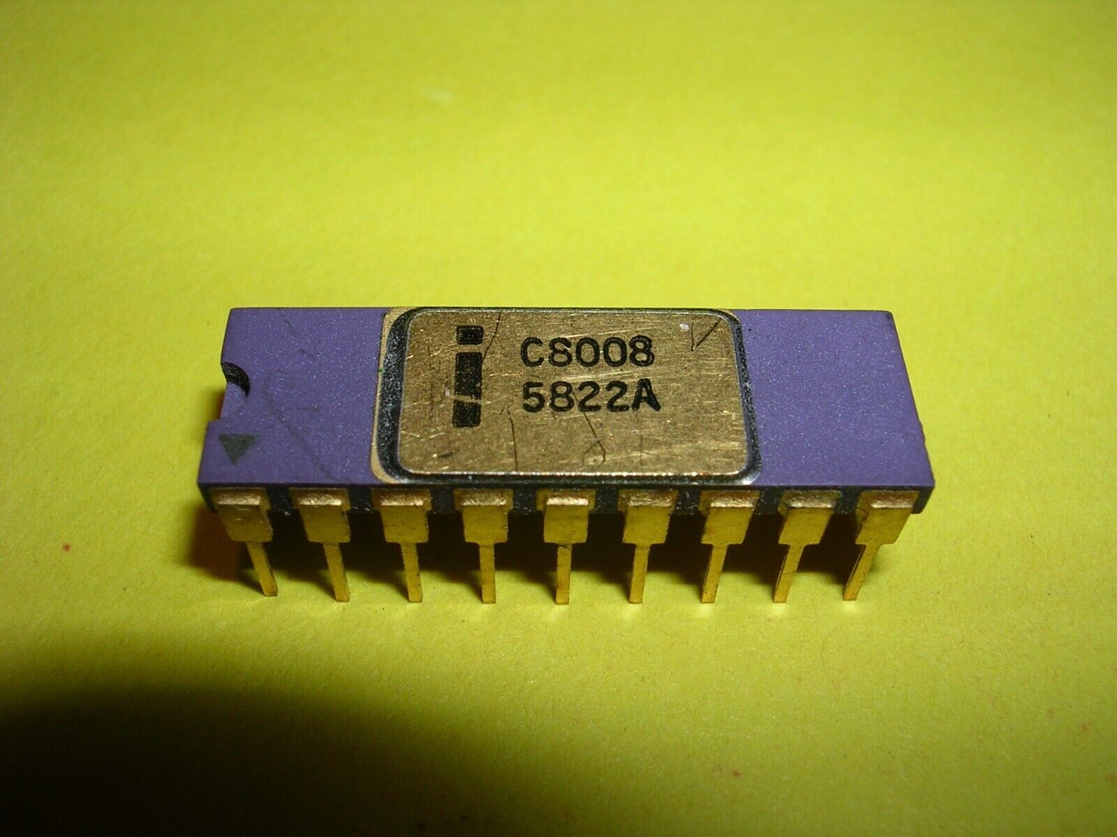 Intel C8008 Microprocessor / CPU in Purple Ceramic with Half-Round Key