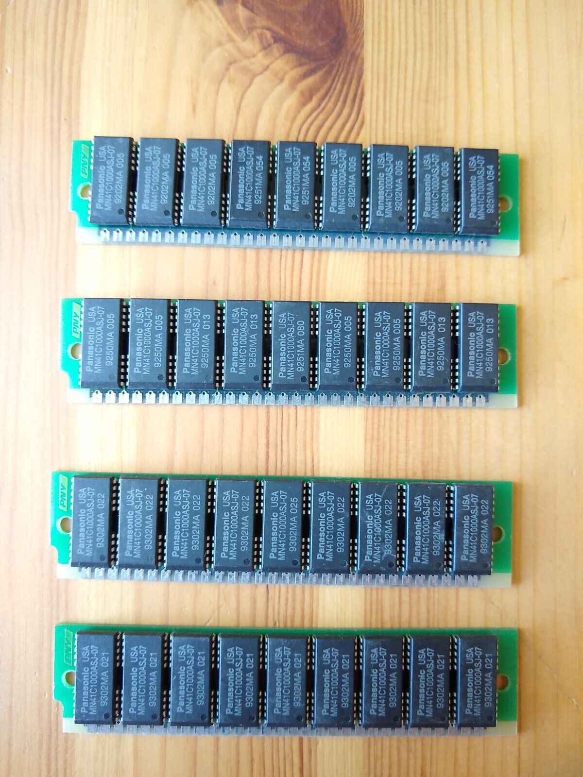 Vintage 90s Panasonic RAM Memory MN41C1000ASJ-07 30-pin  Vintage PC USA