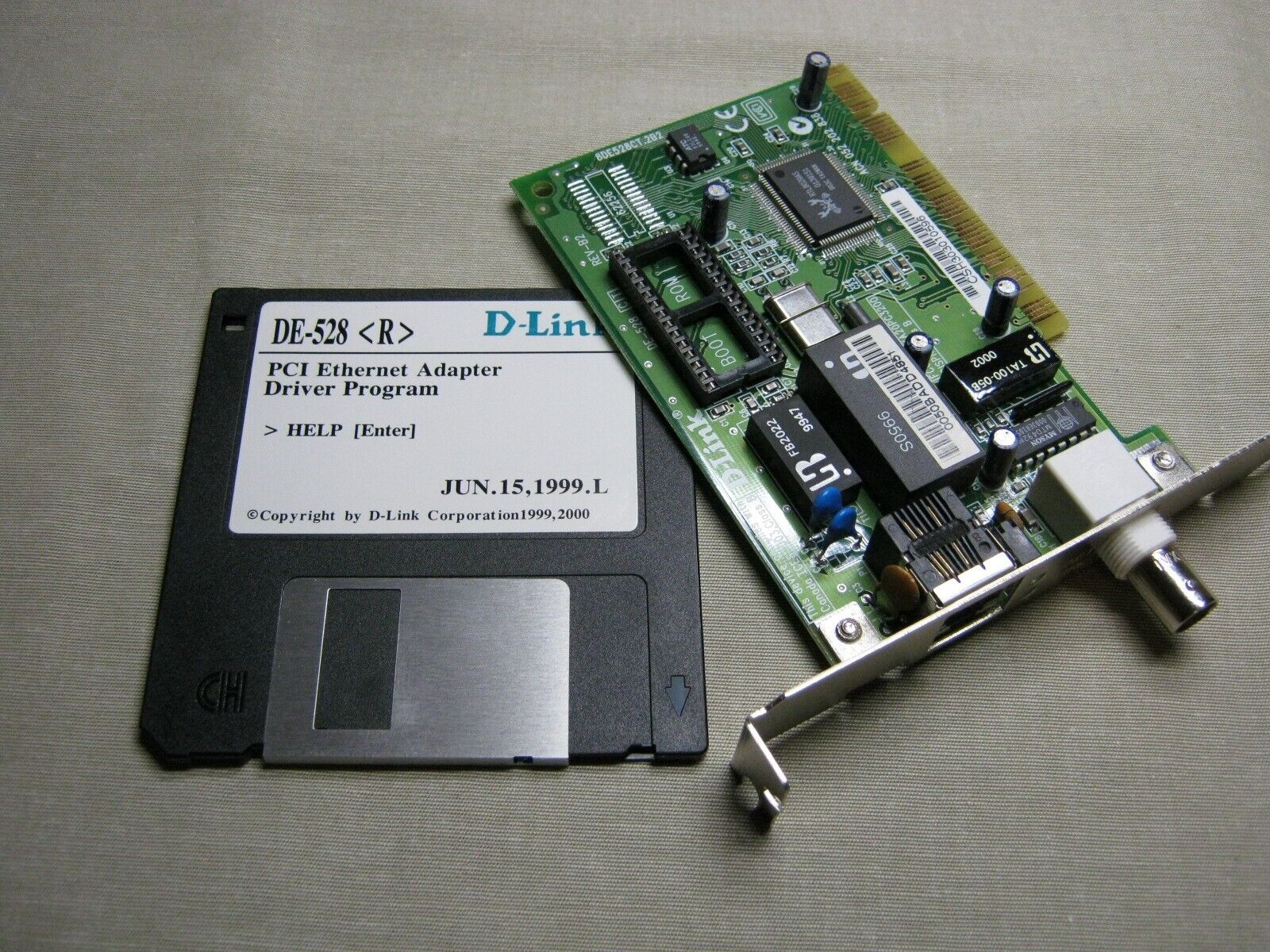 D-LINK DE-528CT RJ-45 AND COAX PCI NETWORK CARD AND DRIVER DISC