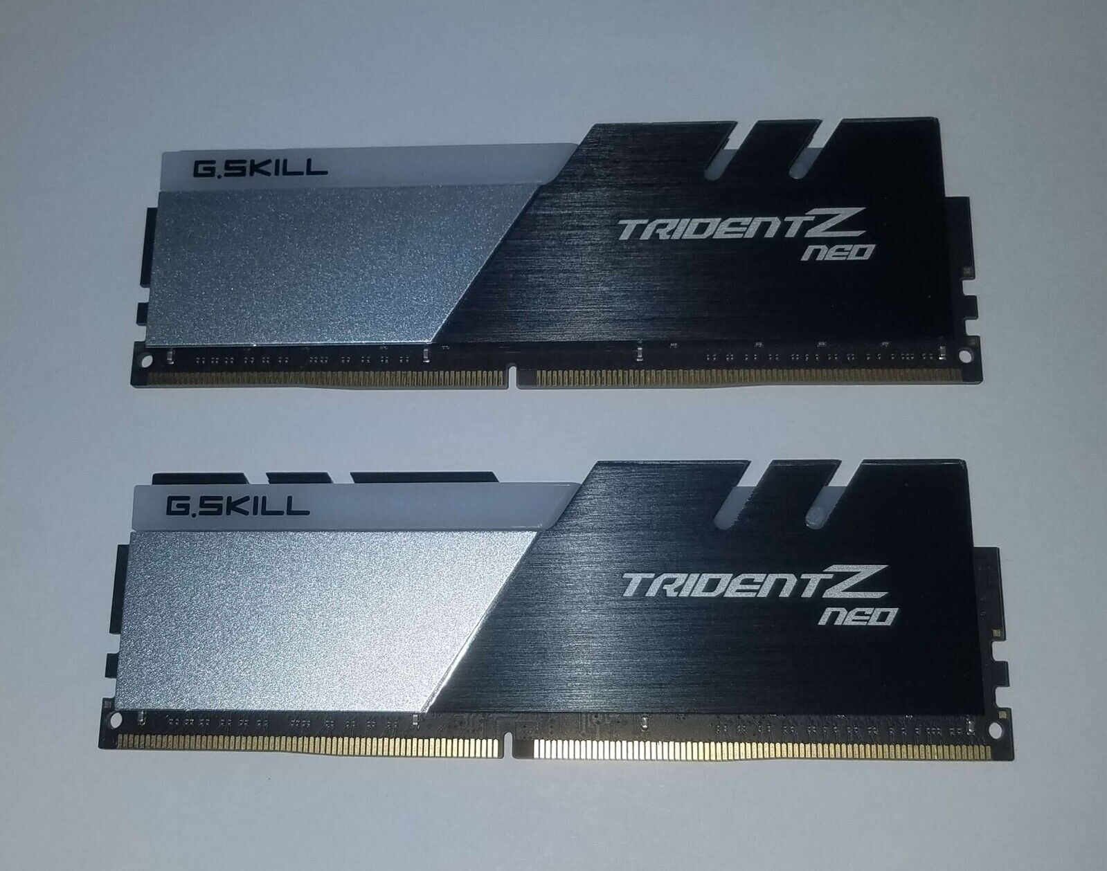G.SKILL Trident Z Neo 32GB (2 x 16GB) 288-Pin RGB DDR4 CL16