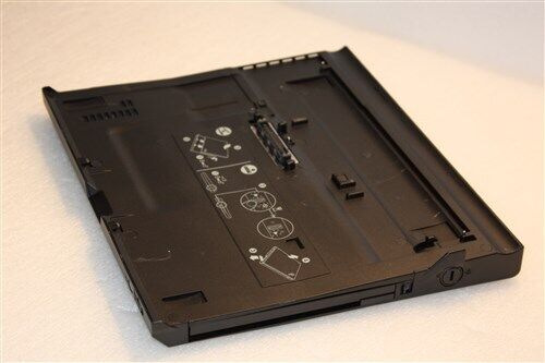 Lenovo ThinkPad X6 UltraBase Docking Station 42W3107 42W4635 NO ODD