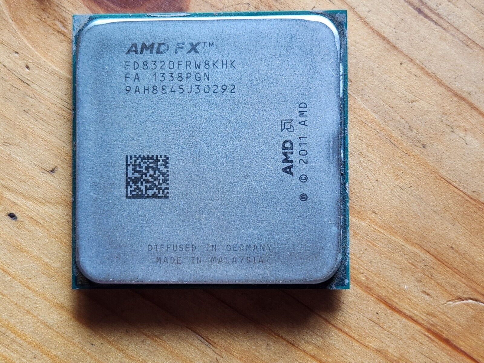 AMD FX-8320 8 Core 3.5GHz Socket AM3+ CPU FD8320FRW8KHK