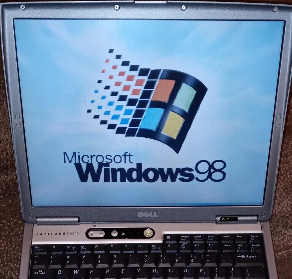 Dell Latitude D600 vintage laptop computer, 40GB HD, Windows 98 SE