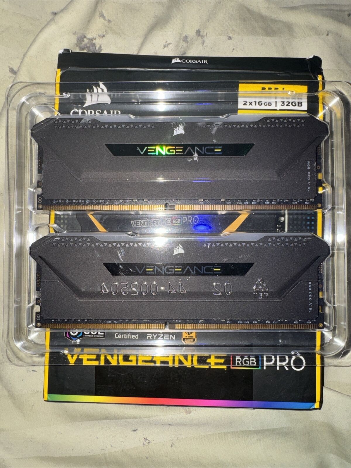 Corsair Vengeance RGB Pro SL 32GB (2 x 16GB) PC4-28800 (DDR4-3600) Memory...
