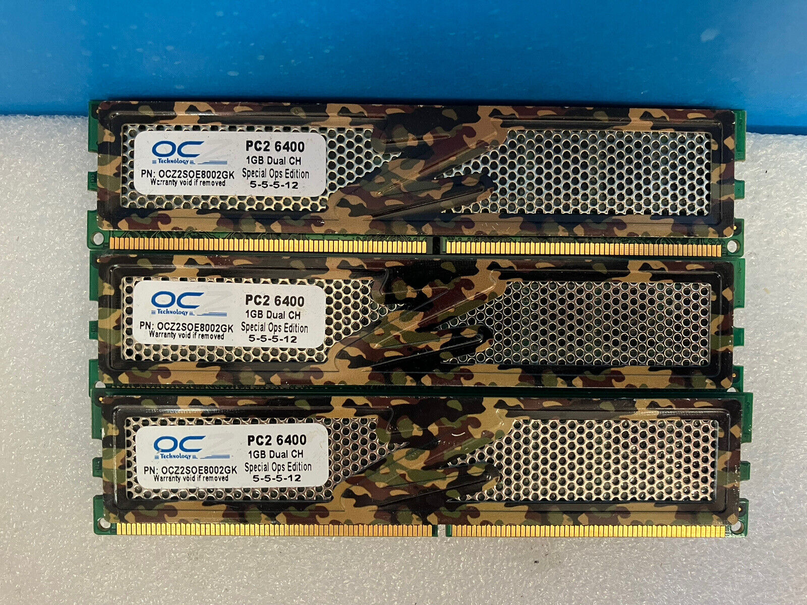 ~ (3x 1GB) OCZ Special Edition DDR2 Memory 1GB Kit PC2-6400 800MHz OCZ2SOE8002GK