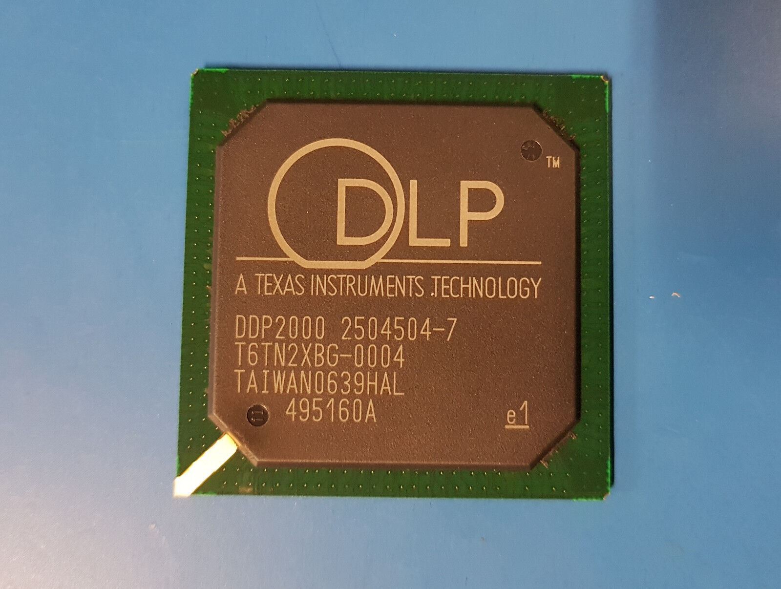 Genuine Toshiba DLP Image Pro IC Chip DDP2000 For DPSW20EF DPSW20JF 75000874