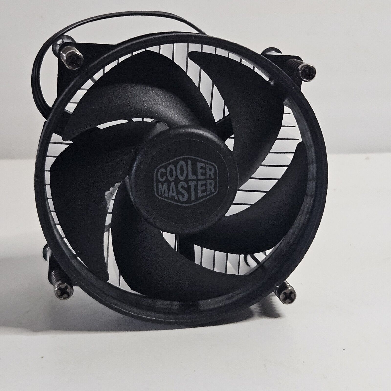 Cooler Master i30 CPU Cooler - 95mm Low Noise Cooling Fan Heatsink