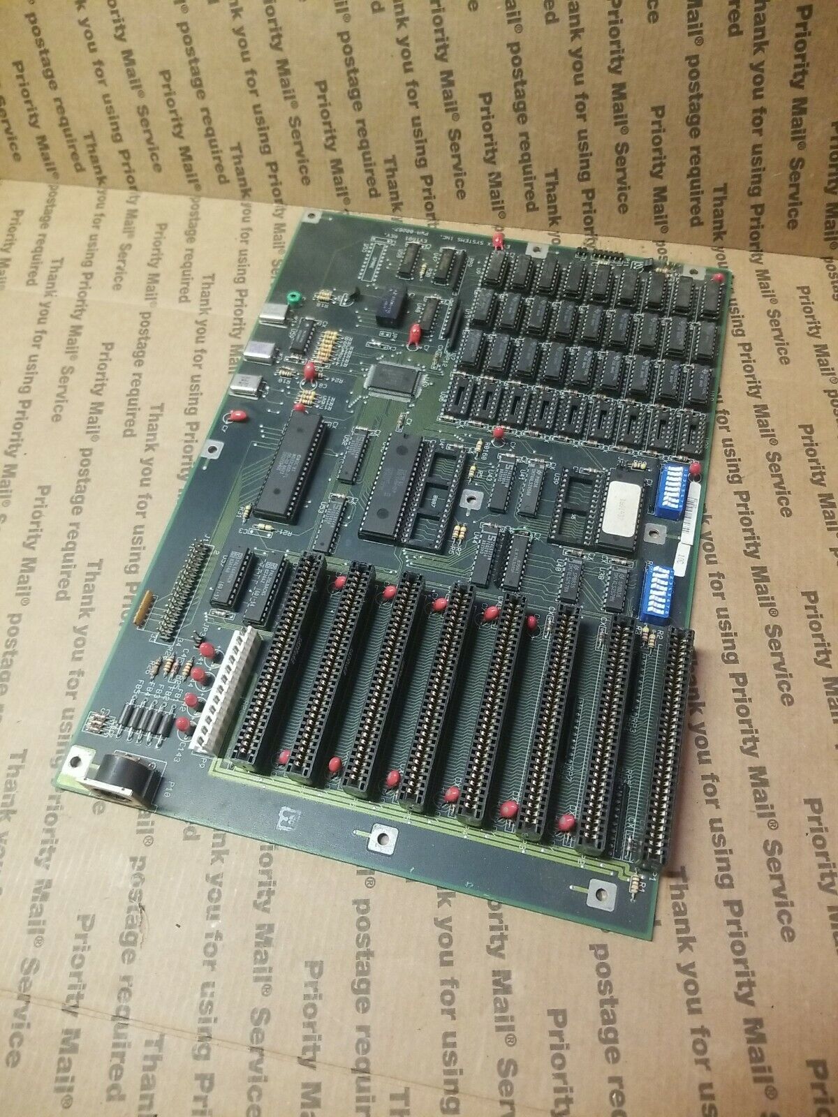 VINTAGE 1988 computer SYSTEM BOARD STYLE MOTHERBOARD - UNTESTED SOLD AS IS