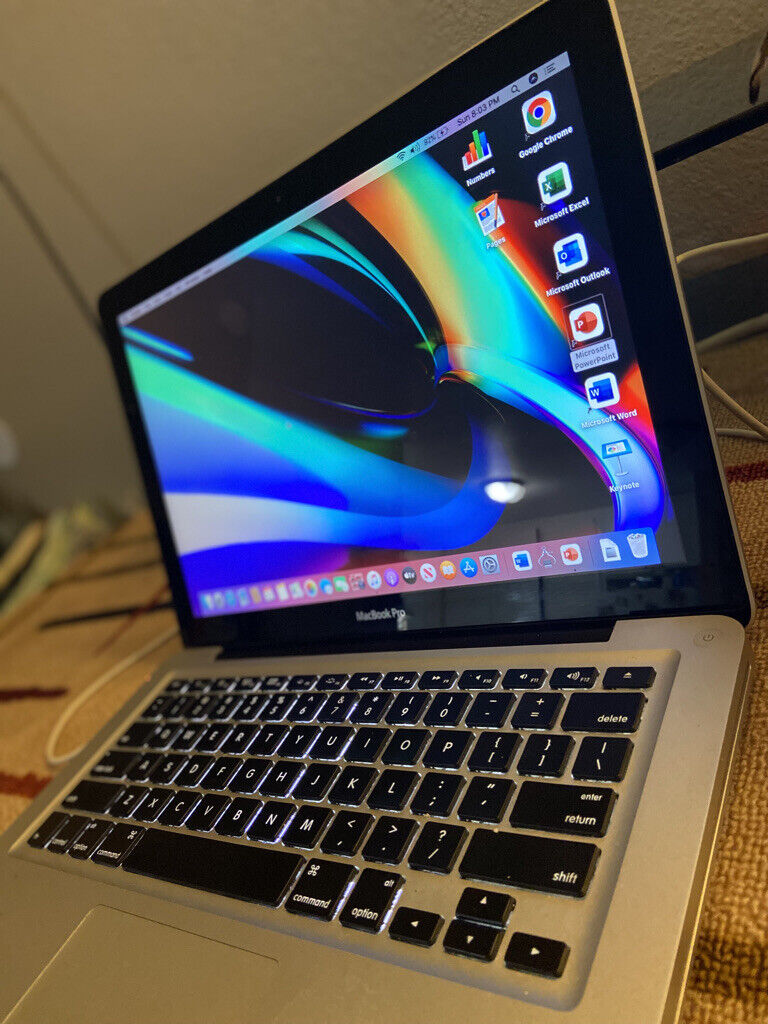 Macbook Pro 2012,core i5,500gbHD,8gbRam,CaTalina,Office,Dvd,Webcam, Charger
