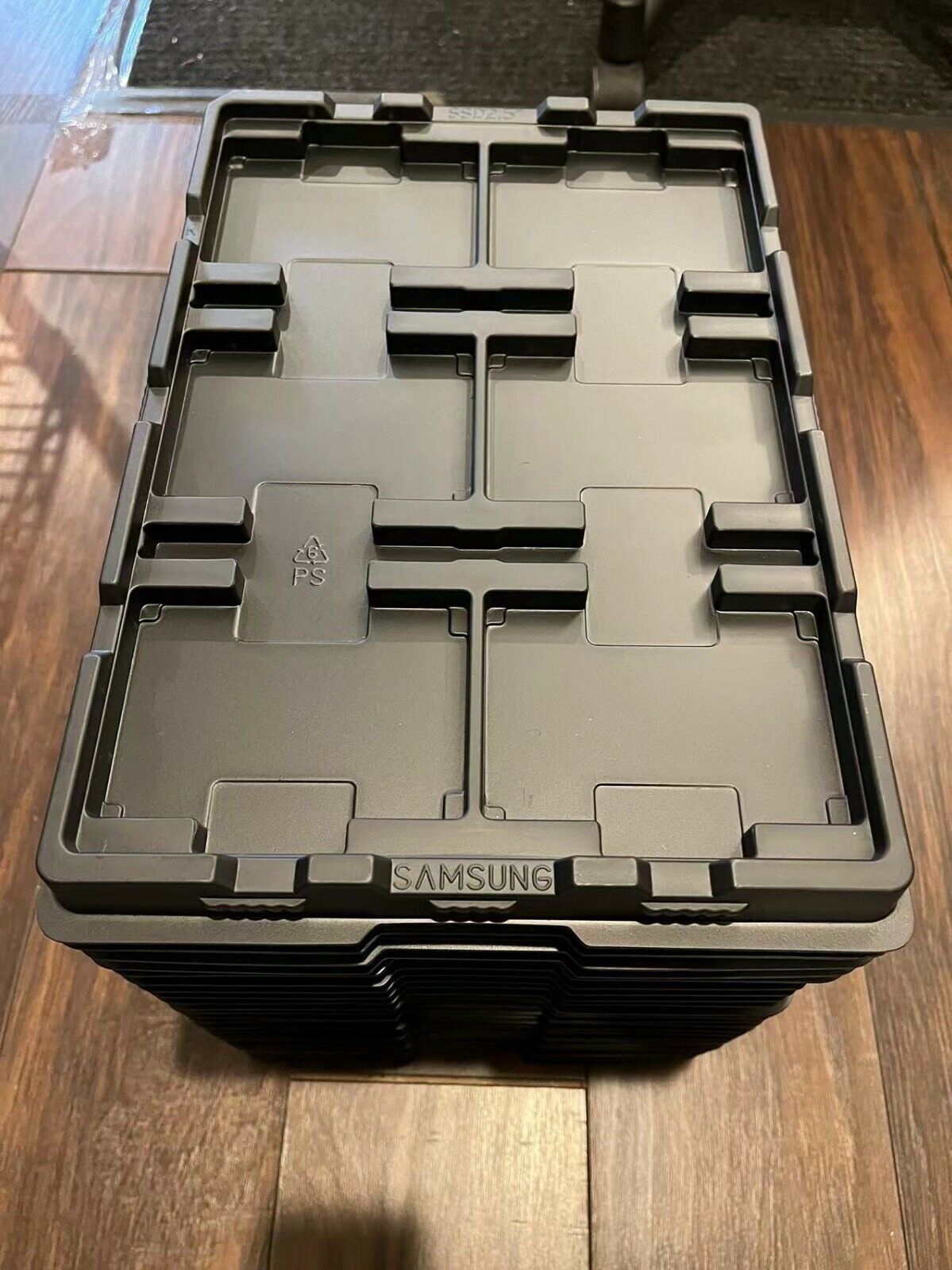 25 PCS SAMSUNG 2.5” SSD Strong Tray Holder Container