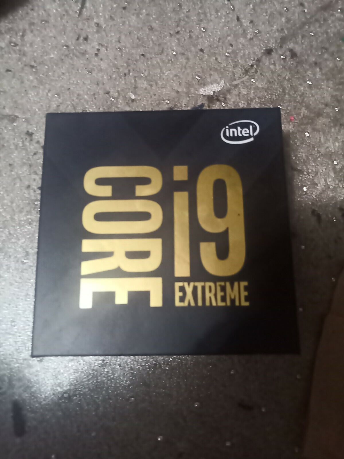 Intel Core i9-10980XE Extreme Edition Processor, 3 GHz, 18-Core New Open Box