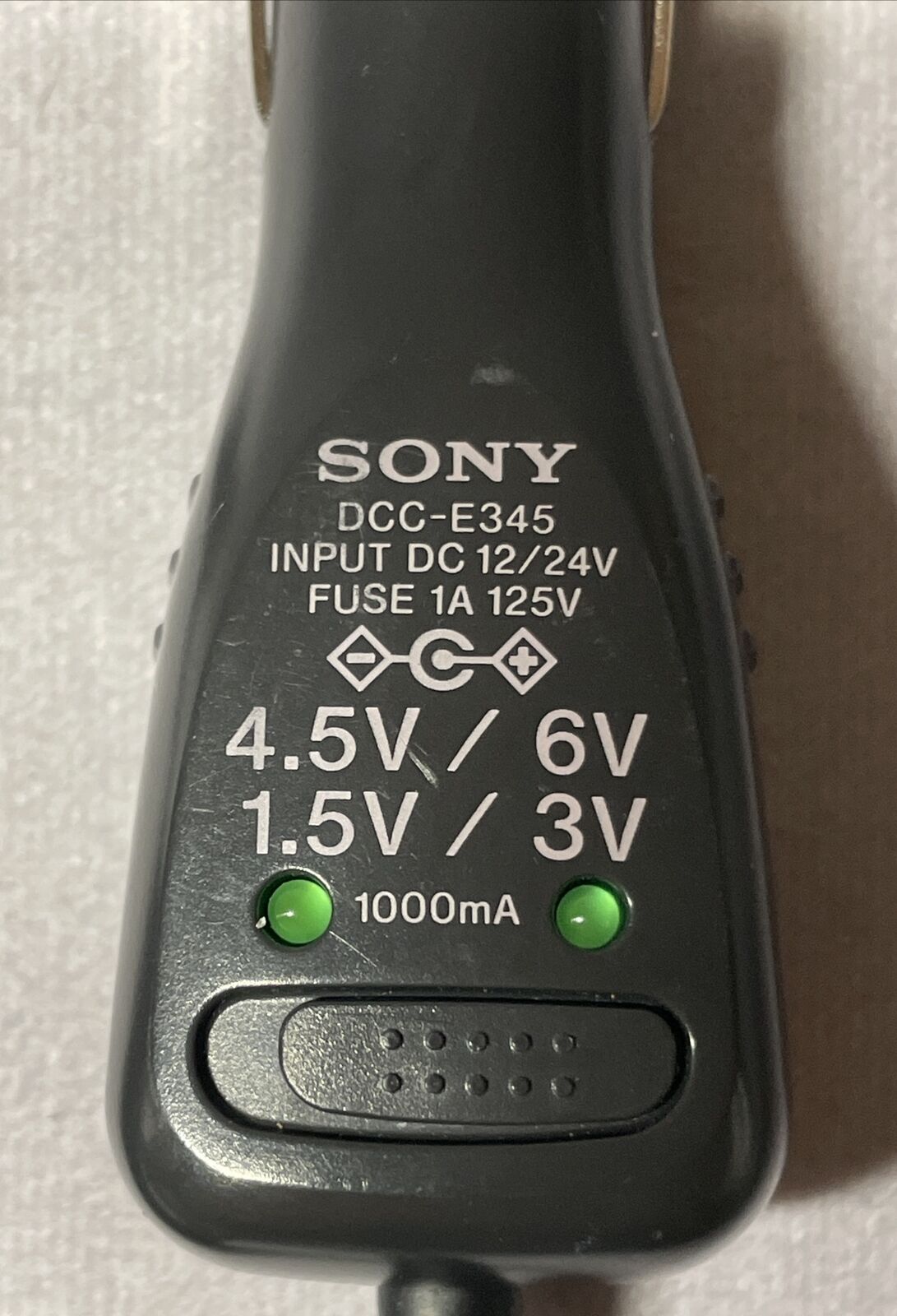 Sony car charger DCC-E345 12/24V Fuse 1A 125V