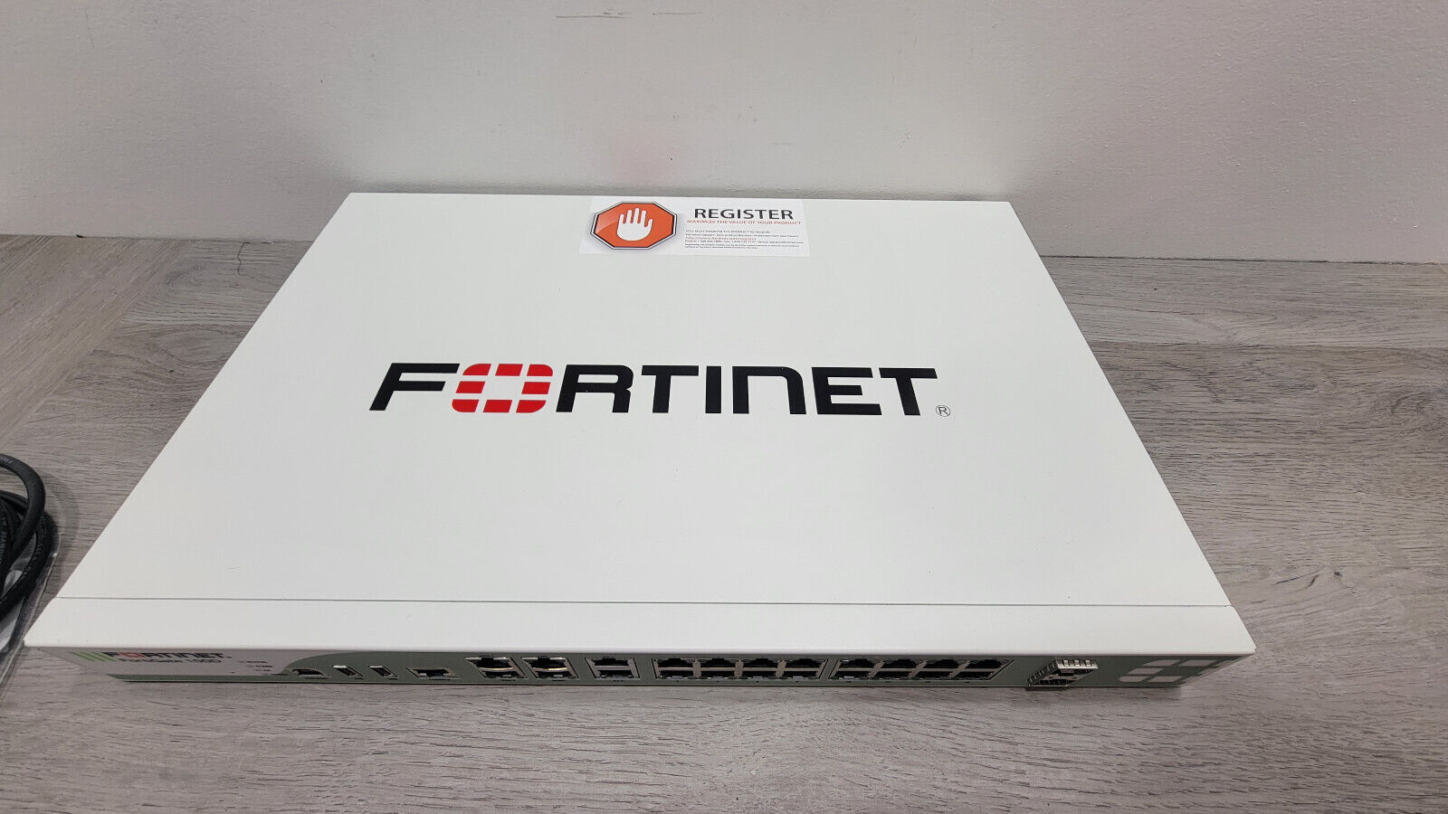 Fortinet Fortigate 100D Firewall Appliance With Accesories  FG-100D 