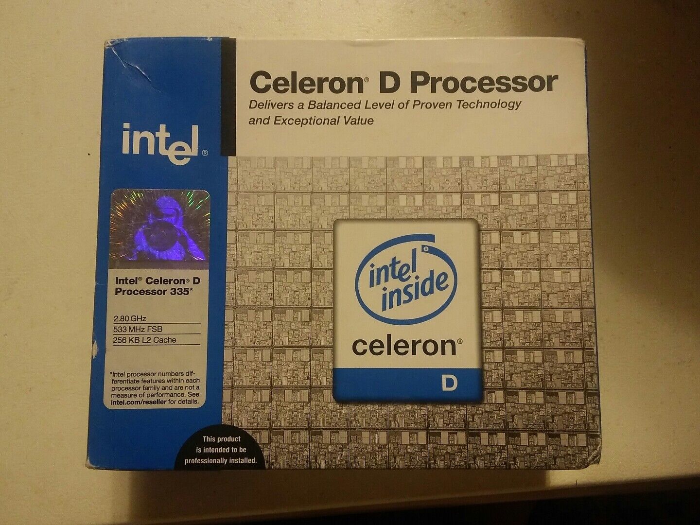 000 VTG 2005 Intel Celeron D Processor NIP 2.40 GHz 478 Pin 533MHz 256KB 