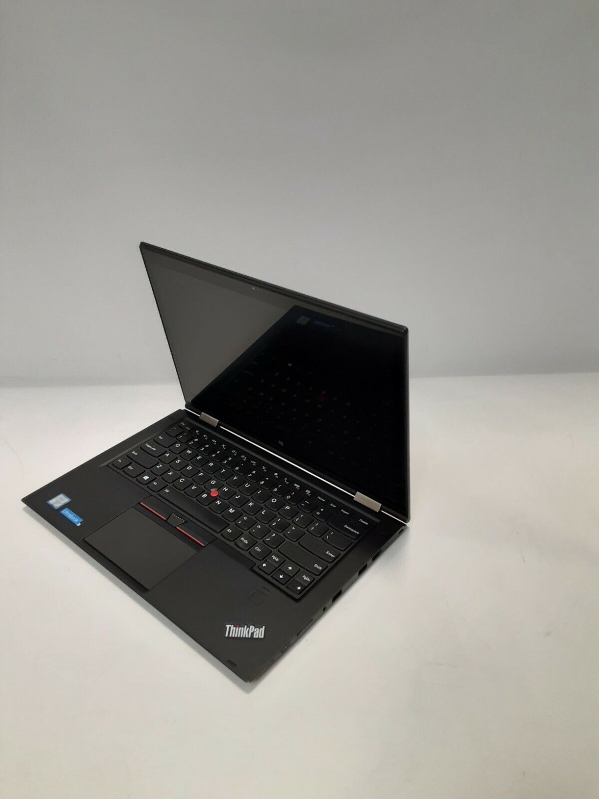 * Lenovo ThinkPad X1 Yoga 2-in-1 Intel i5-6300U 2.4GHz, 8GB RAM, 256GB SSD