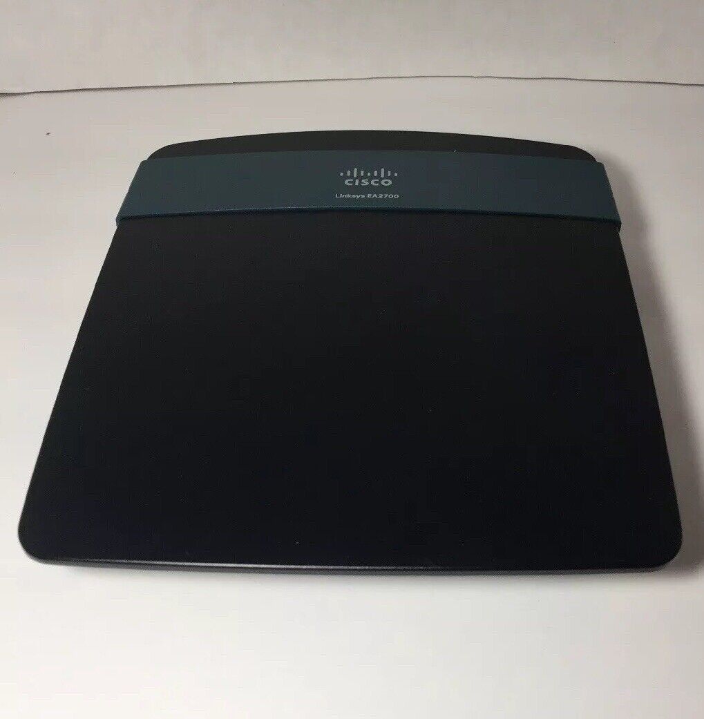 CISCO LINKSYS EA2700 ~ Wireless Router ~ Wi-Fi.  SOLD AS IS.  NO CHARGER