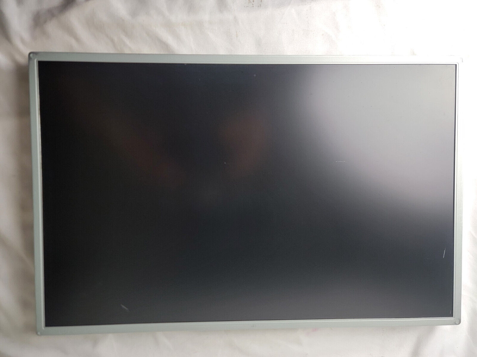 Used & Tested LG LM220WE4-SLB2 LCD Screen Display Panel 22\