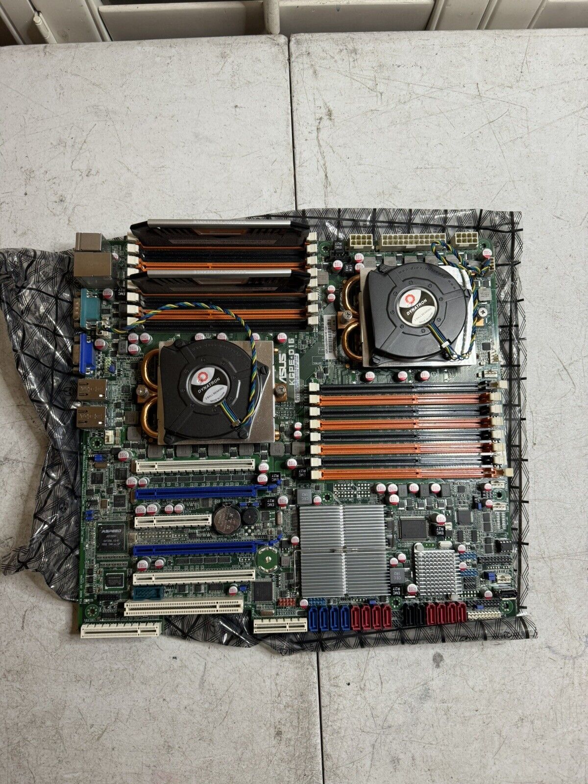 ASUS KGPE-D16 AMD G34 Motherboard Core Logic DUAL AMD OPTERON X12 6338P 16GB RAM