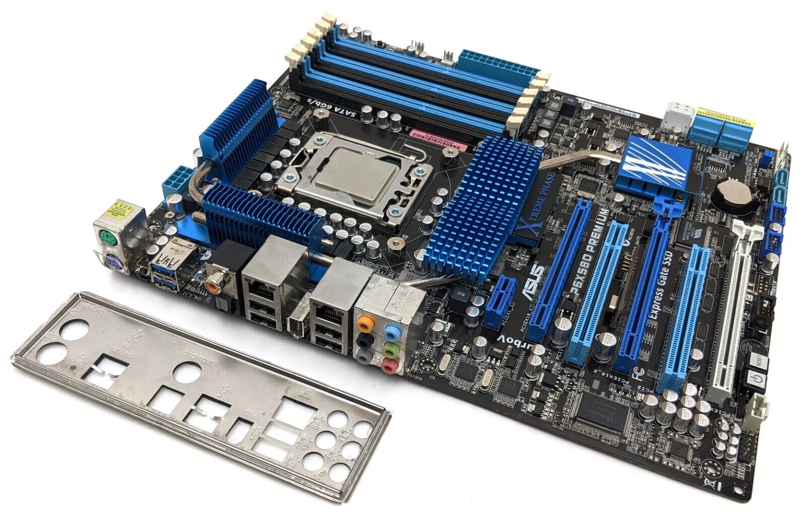 ASUS P6X58D Premium Motherboard LGA 1366/Socket B w/ Intel i7-920 2.66GHz CPU
