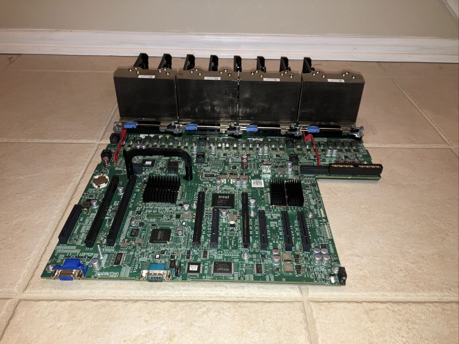 Dell PowerEdge R910 Server Motherboard With 4 10 Core CPUs 40 Cores Total P658H