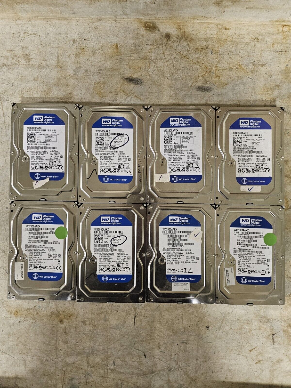 Lot of 8 Western Digital Caviar Blue 250GB Internal Desktop HardDrive WD2500AAKX