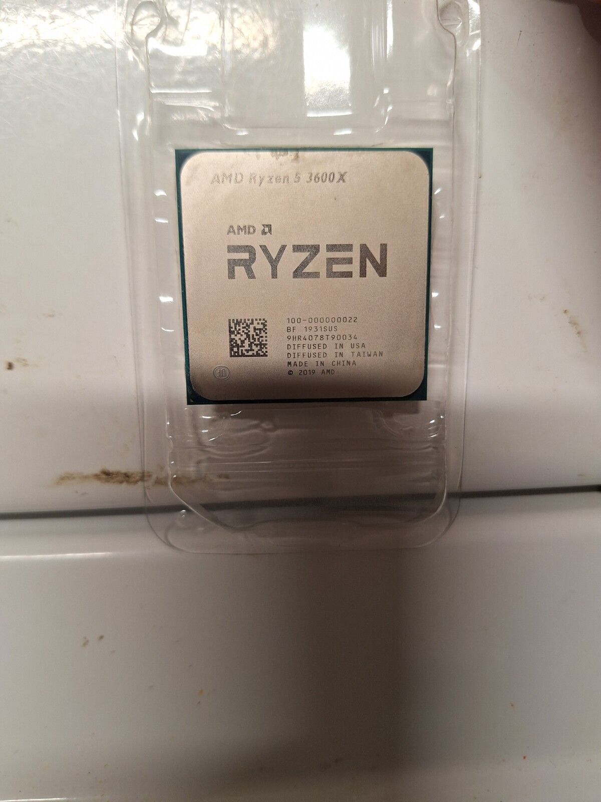 AMD Ryzen 5 3600X Processor (3.8 GHz, 6 Cores, Socket AM4)
