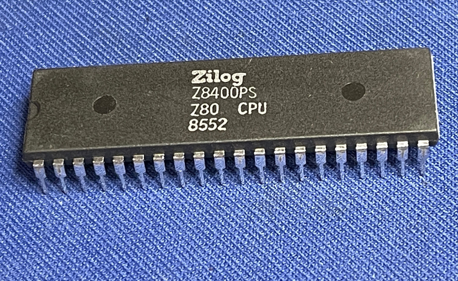 QTY-1 Z8400PS Z80-CPU ZILOG 40-PIN DIP 8-bit CPU Vintage 1985 Rare LAST ONES