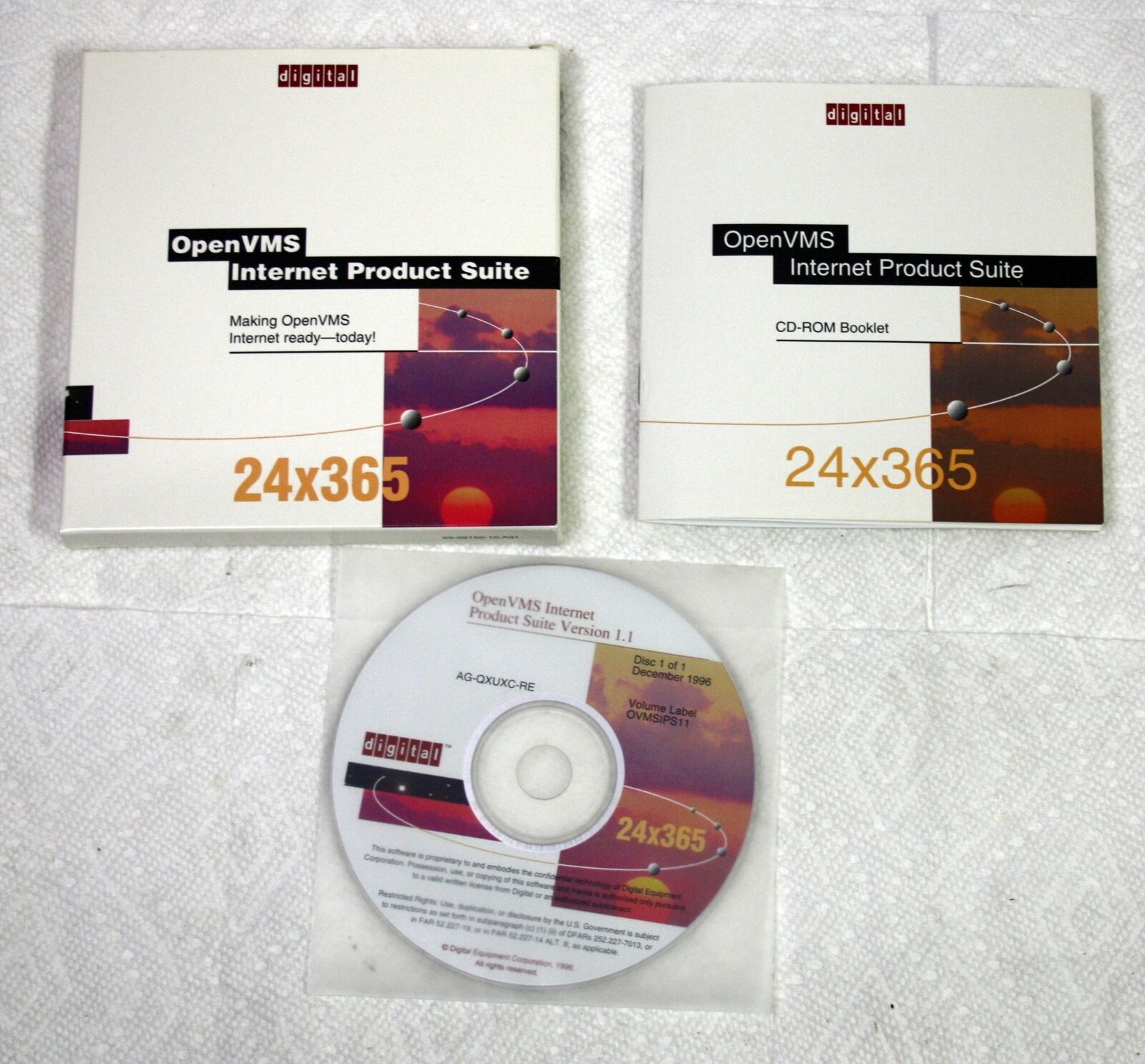 Vintage 1996 Digital DEC OpenVMS Internet Product Suite V1.1 AG-QXUXC-RE VAX