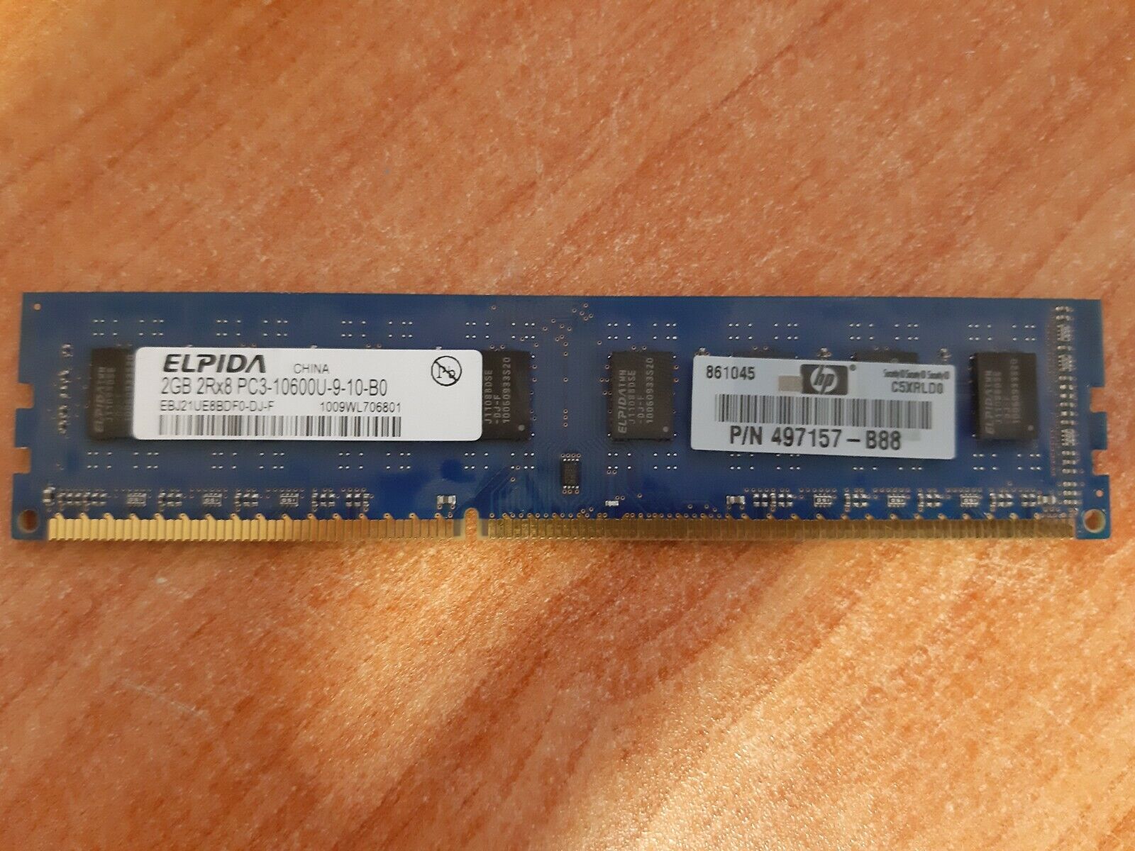 Elpida 2GB DDR3 PC3-10600U 1333MHz EBJ20UF8BCF0-DJ-F / EBJ21UE8BDF0-DJ-F