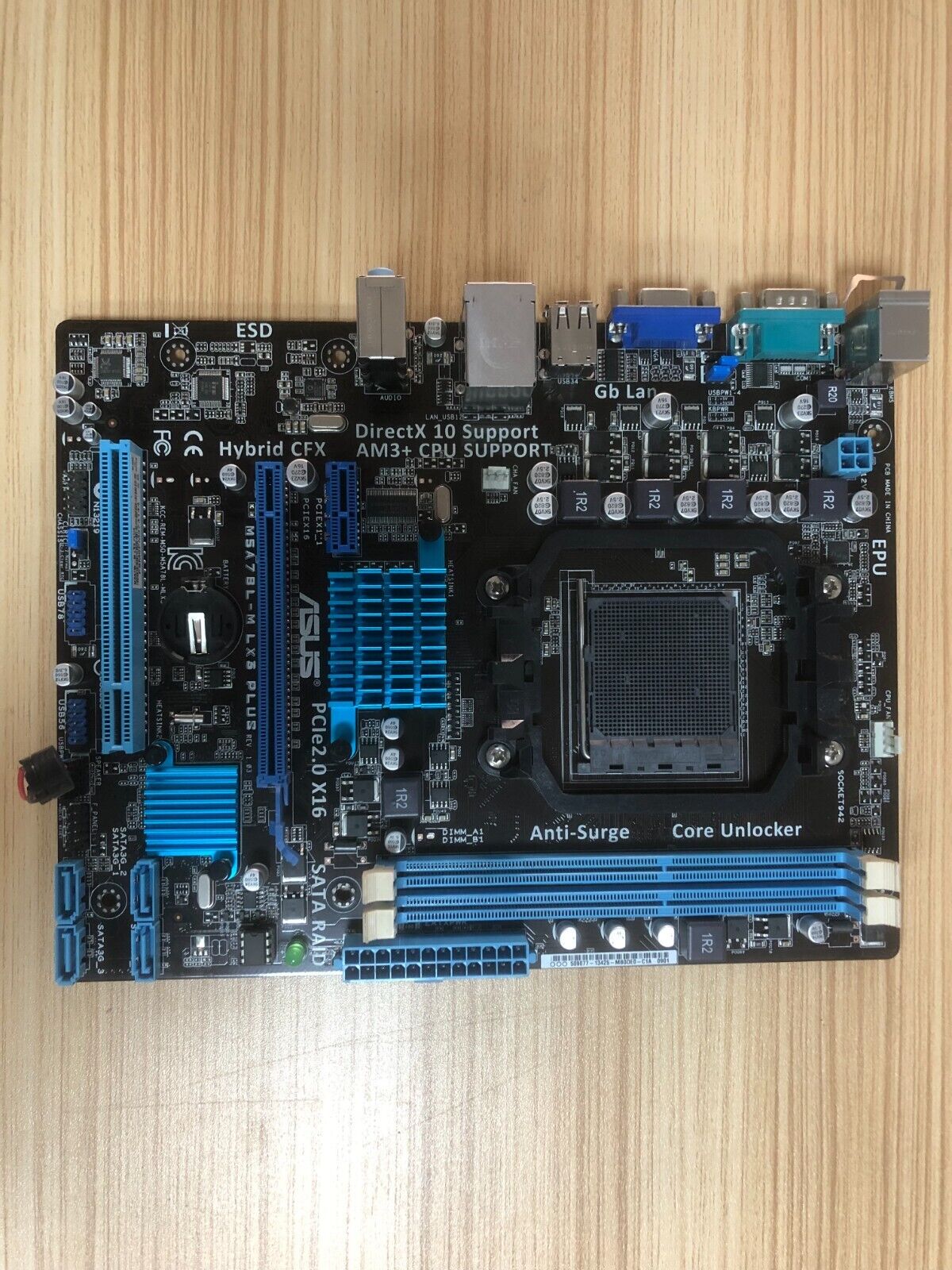 ASUS M5A78L-M LX3 PlUS Motherboard Socket AM3+ DDR3 AMD 760G VGA M-ATX Tested