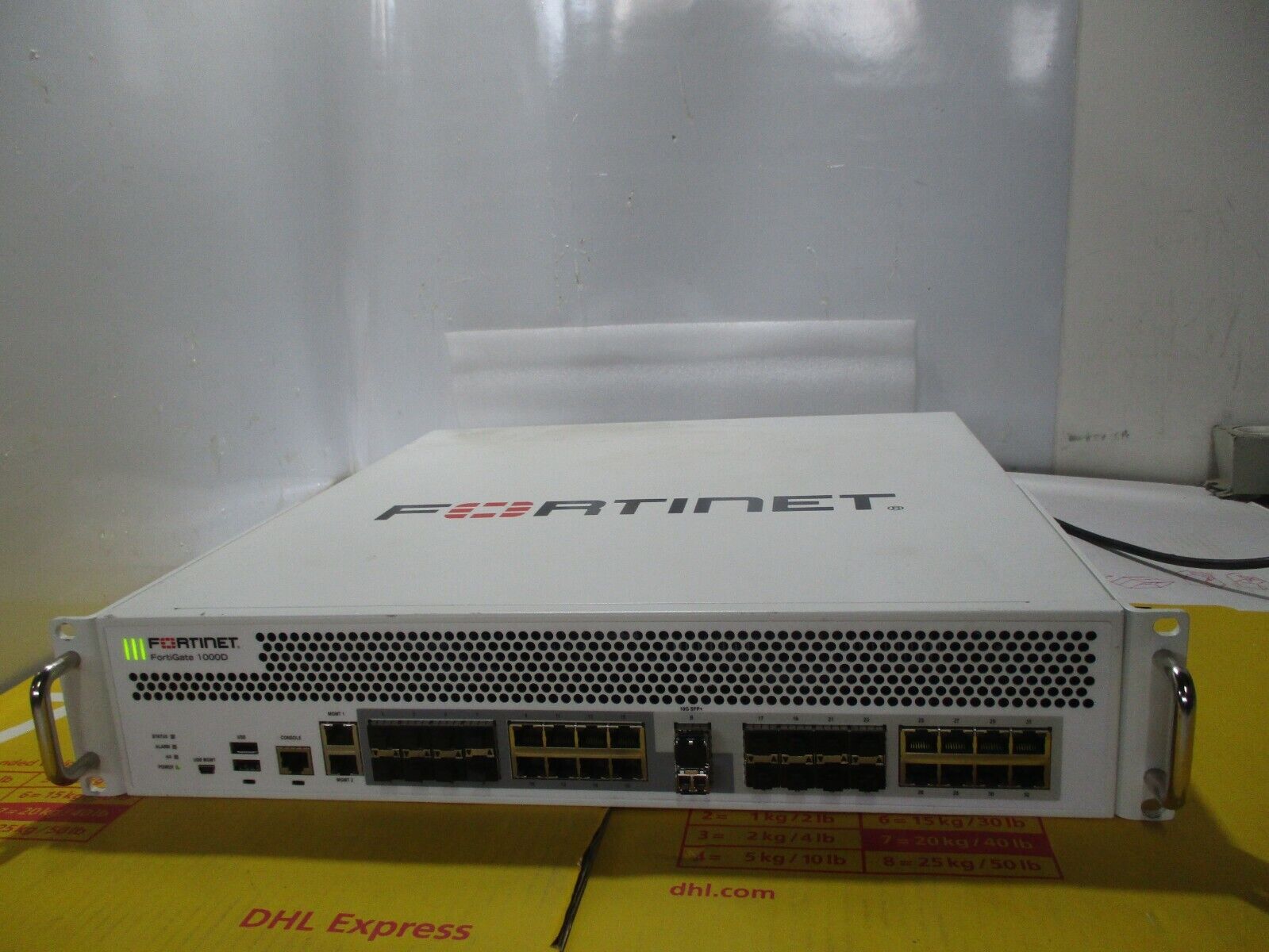 Fortinet FortiGate 1000D Network Security/Firewall Appliance FG-1000D