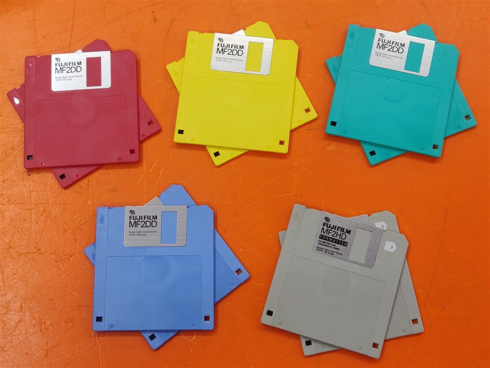 ⭐️⭐️⭐️⭐️⭐️ VINTAGE Lot of 10 Floppy Disks 3 1/2 Inch (3.5 Inch) - Multicolor