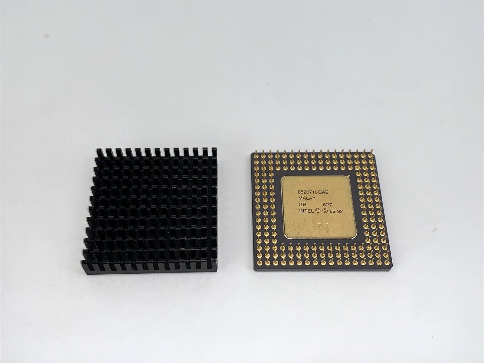 Intel 486DX2-66 A80486DX2-66 Socket 3 w/Heat Sink **PERFECT PINS **NICE PULL