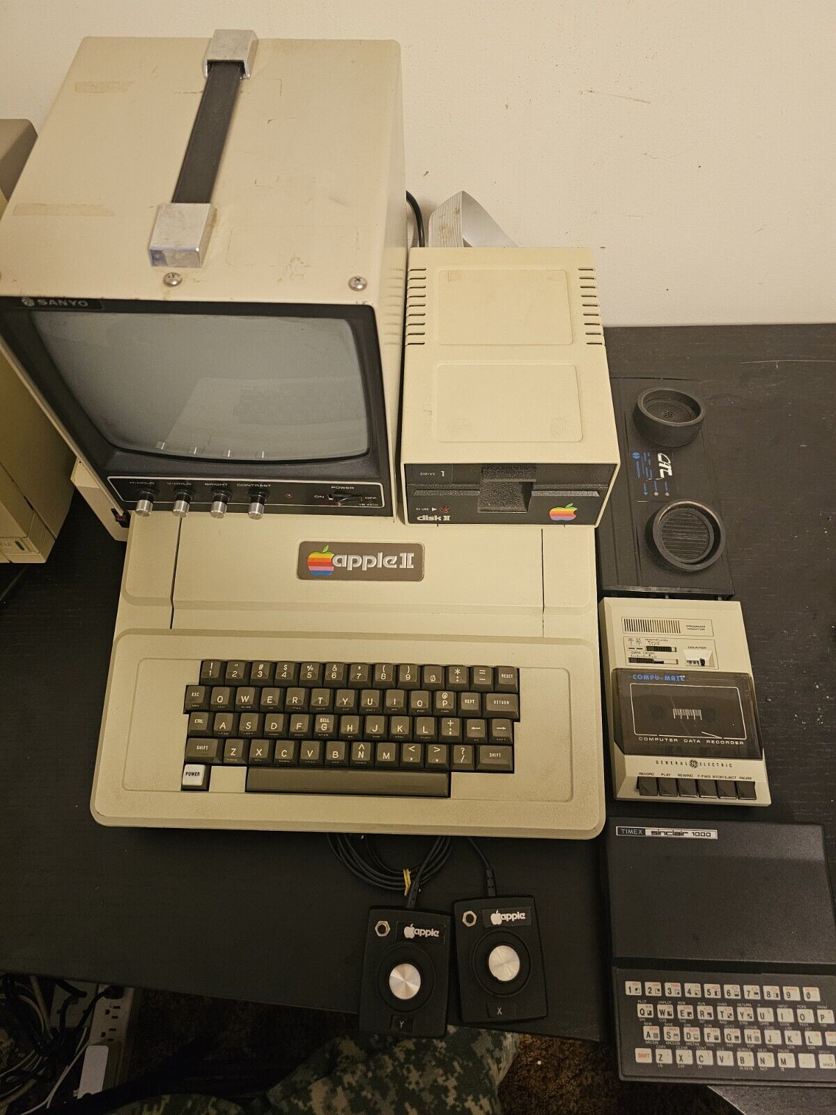 Vintage Early Apple II Computer REV 3 #10809 Bundle