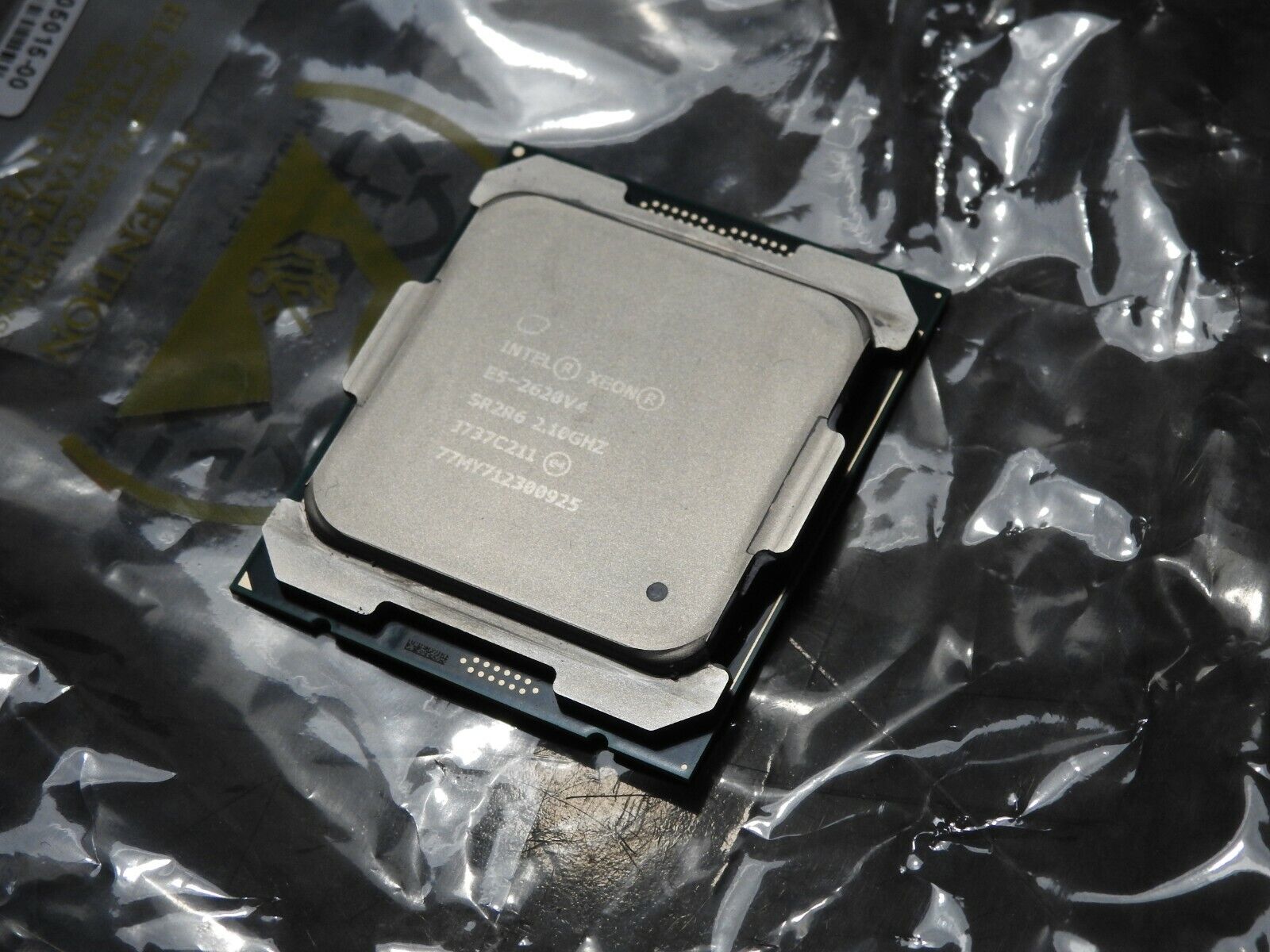 Intel Xeon E5-2620 V4 (SR2R6) 2.10GHz CPU | Certified Genuine